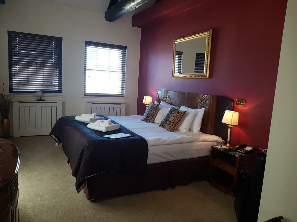 Deluxe Suite Not Dog Friendly