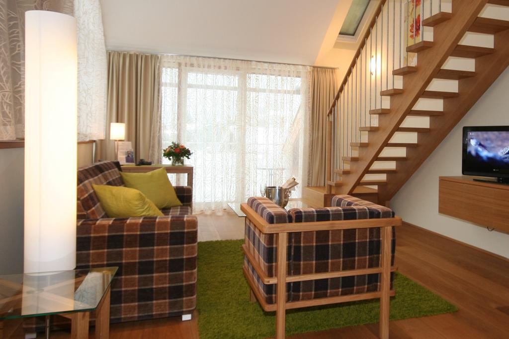 Suite mit Bergblick