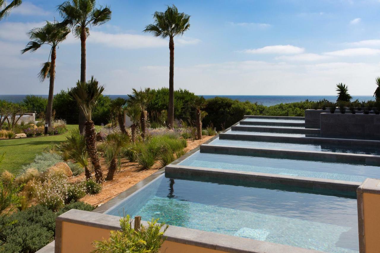 Deluxe Double or Twin Room Private Pool