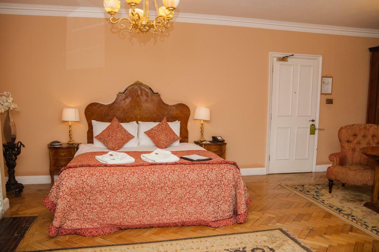 Deluxe Suite Not Dog Friendly
