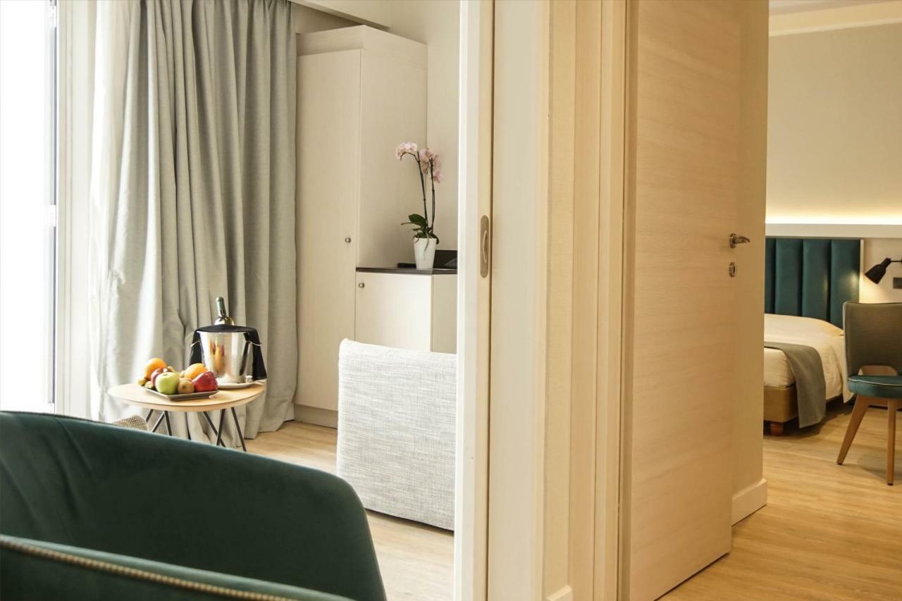 Junior Suite mit Blick auf die Akropolis