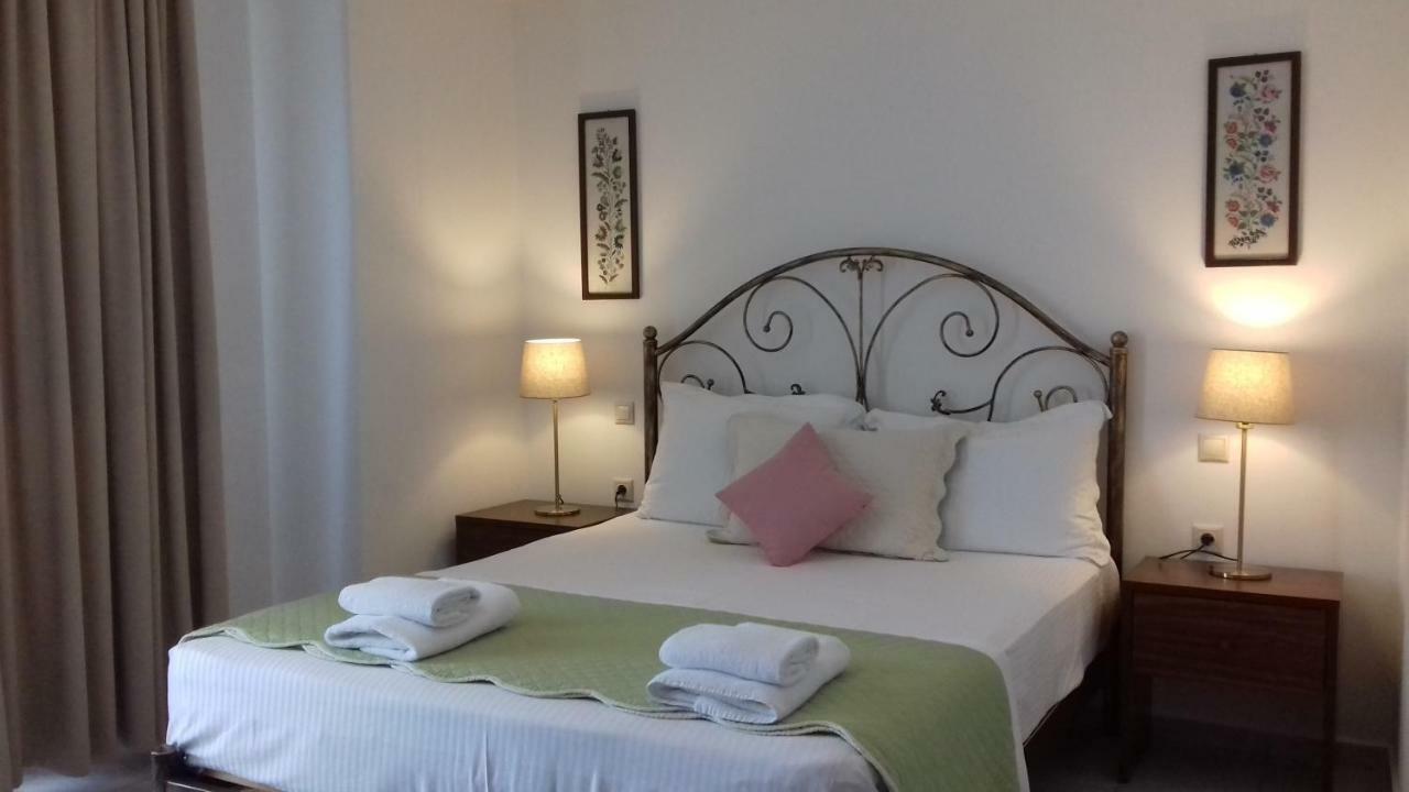Double or Twin Room with Sea View,821088050:JPEG