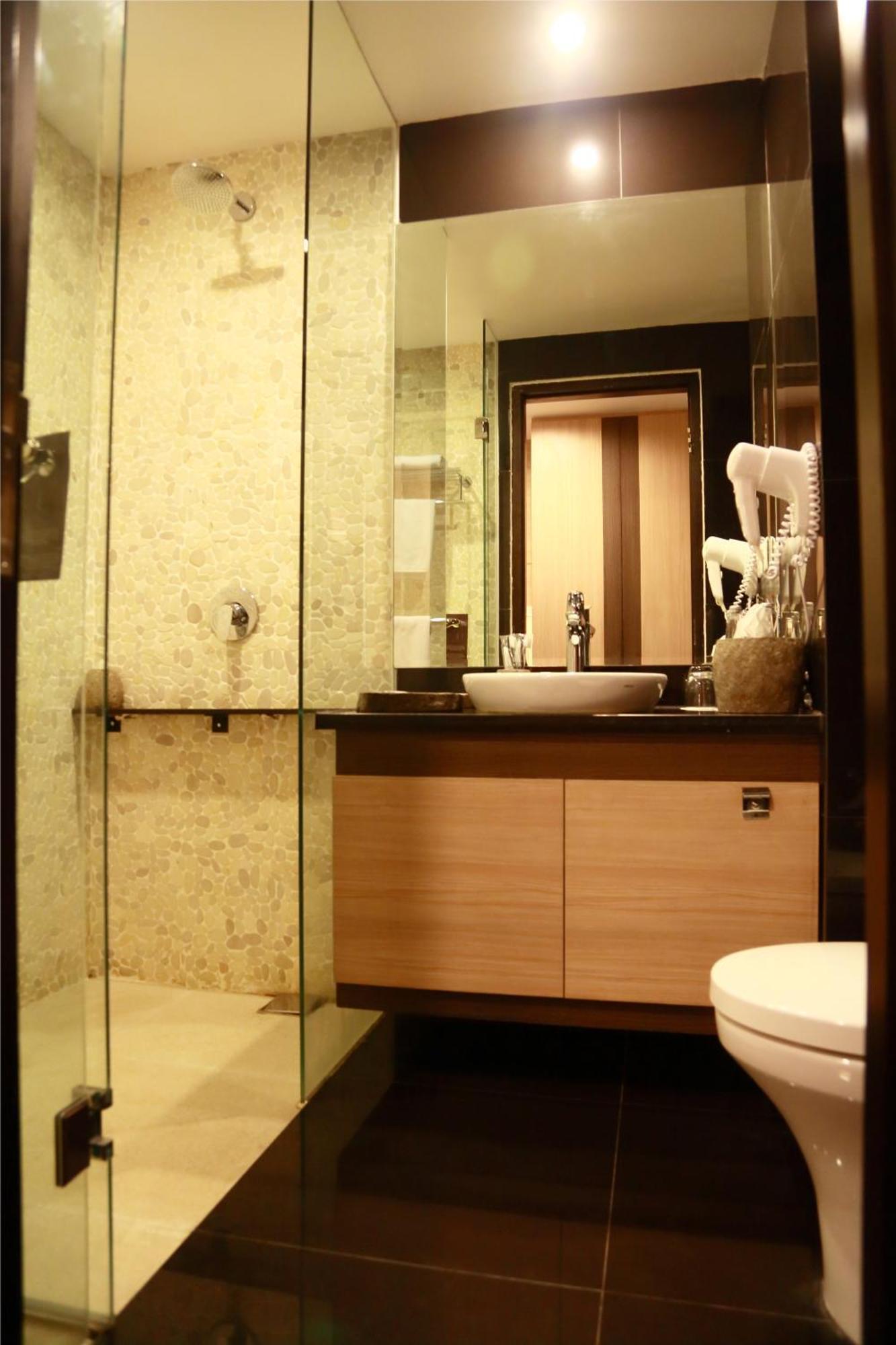 Deluxe Double Room with Garden Terrace
