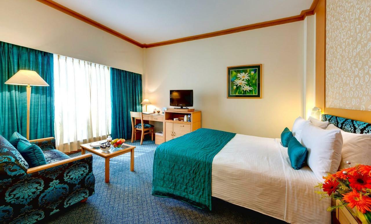 Executive Double Room - 10% off on Laundry and Travel desk