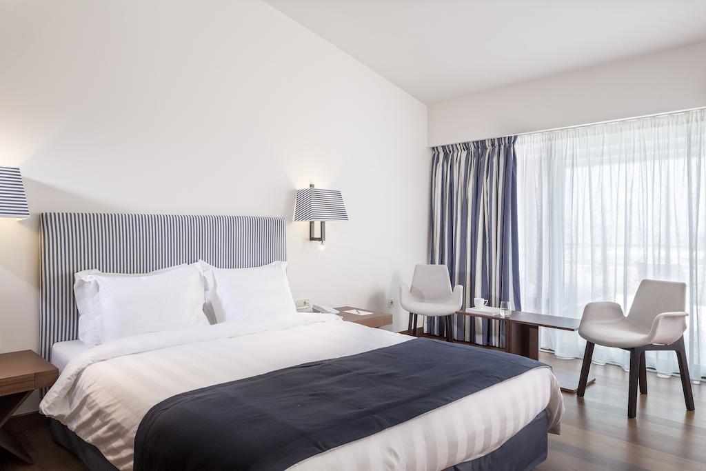 Superior Doppelzimmer mit Meerblick und privatem Pool