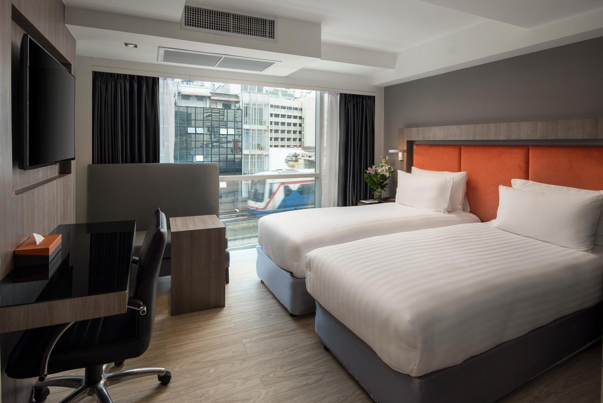 Deluxe Double or Twin Room,664837956:JPEG
