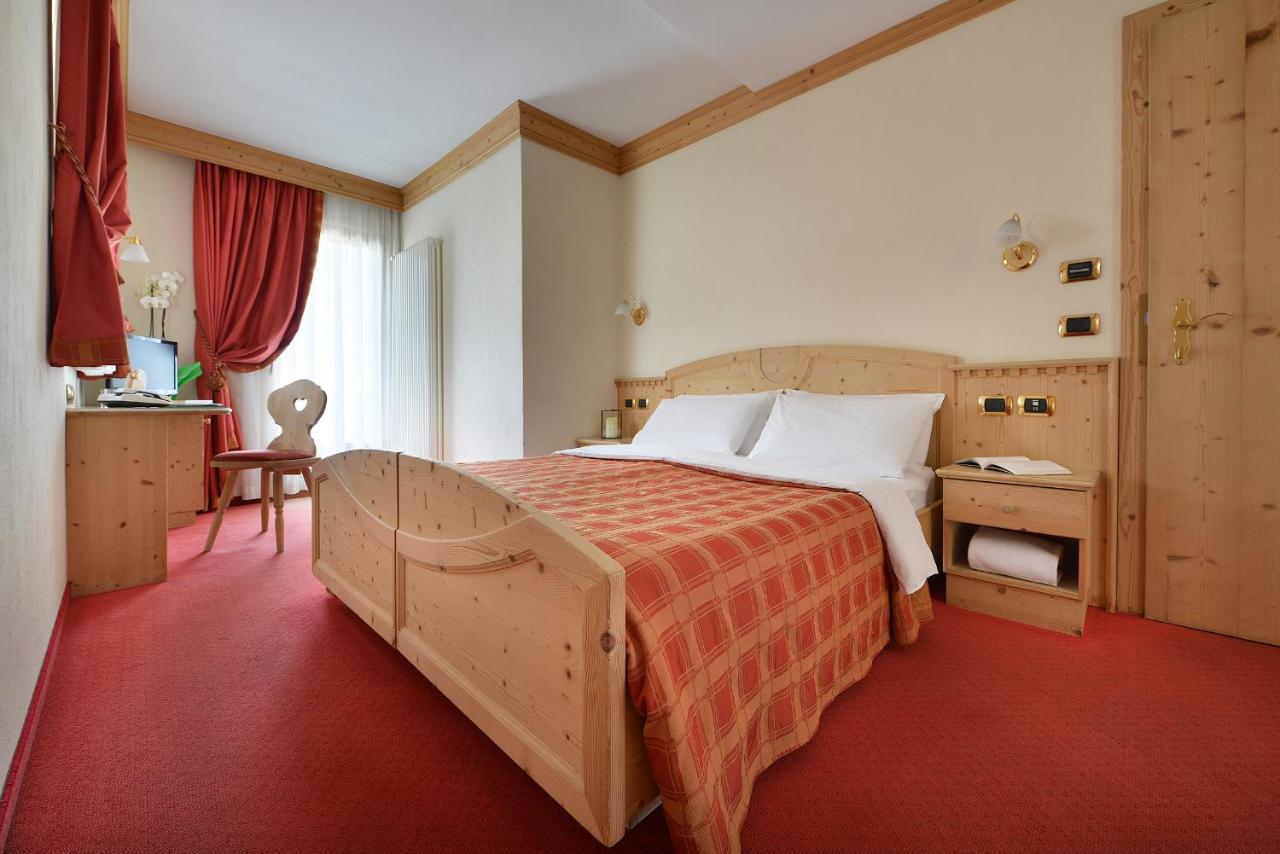Double or Twin Room,993210832:JPEG