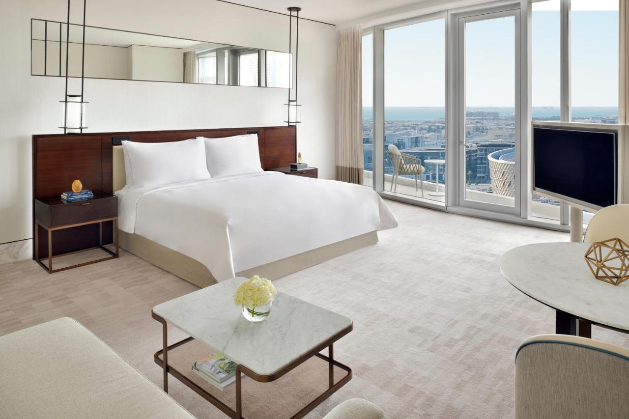 Junior Suite - Exclusive Access to Level 54 Infinity Pool & Club Lounge,1227845894:JPEG