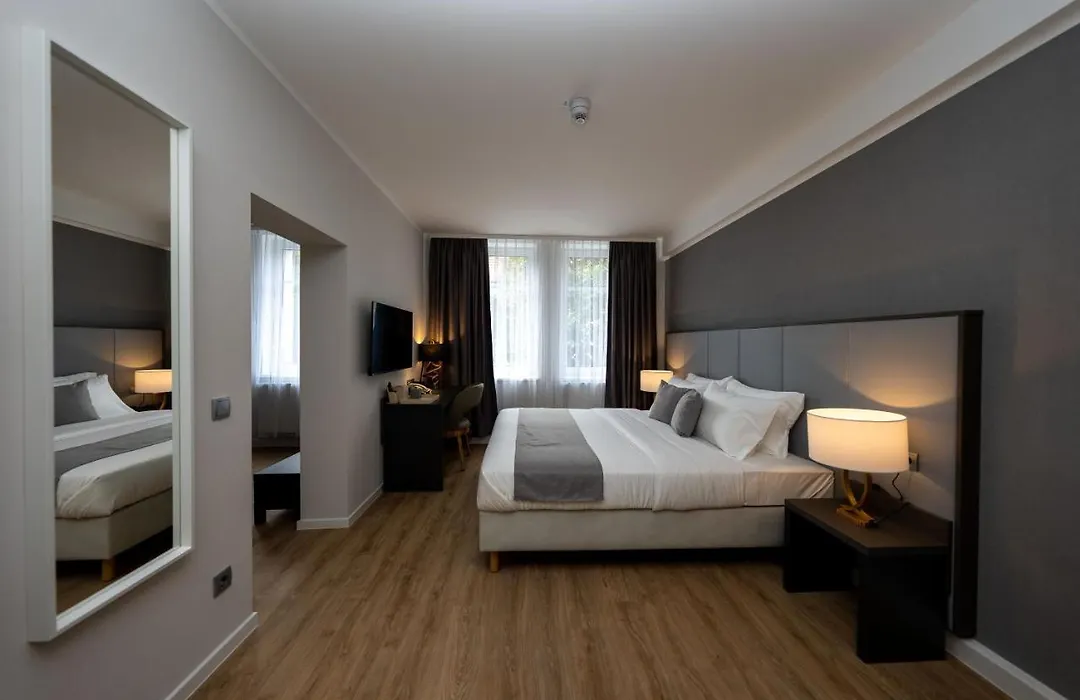 Emily Hotel Leipzig Neue Messe-1
