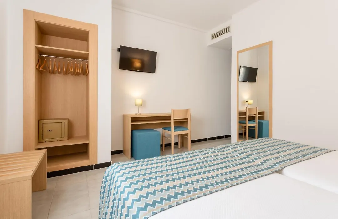 Hotel Riutort-1
