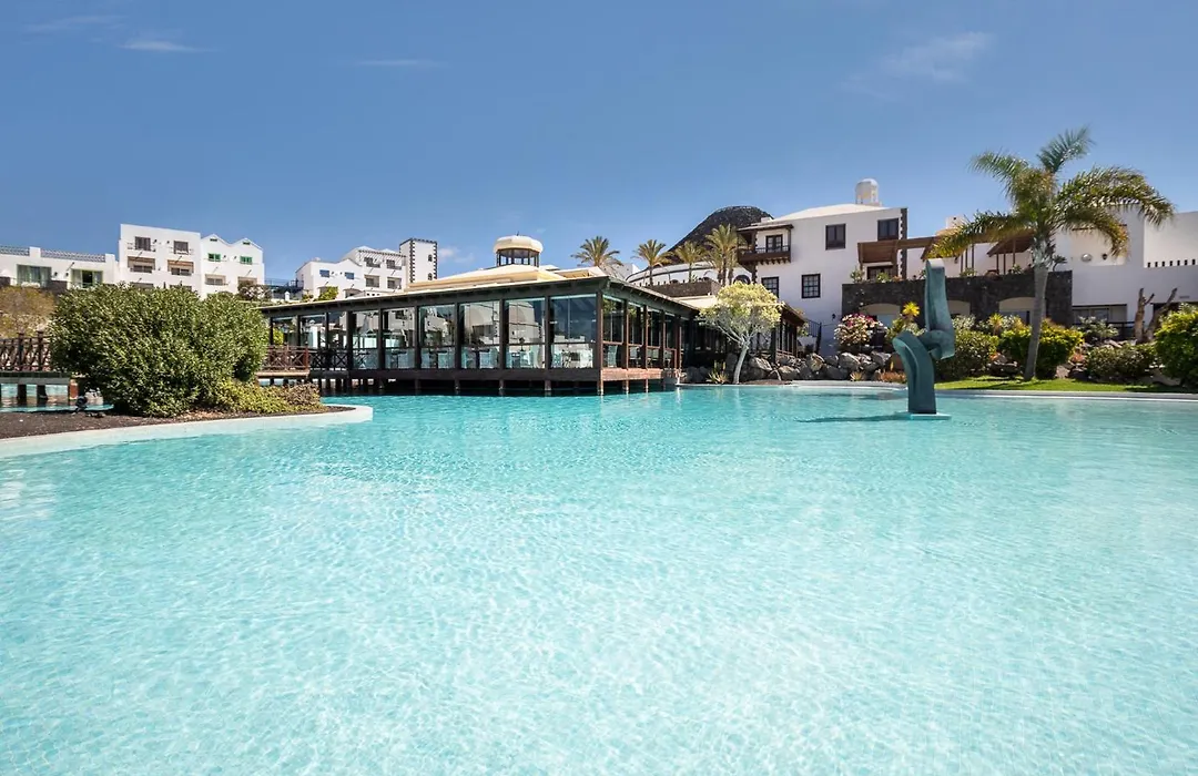 Hotel THe Volcán Lanzarote-1