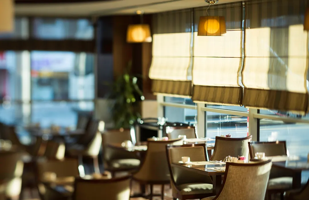 Titanic Port Bakirkoy-1