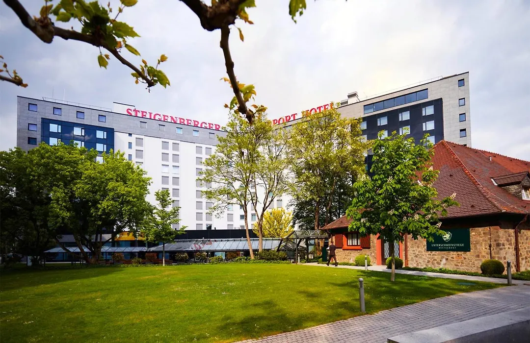 Steigenberger Airport Hotel Frankfurt-1