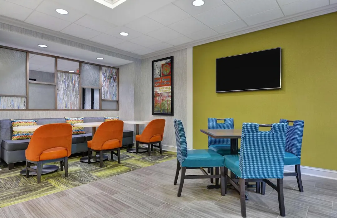 Hampton Inn Gallatin-1