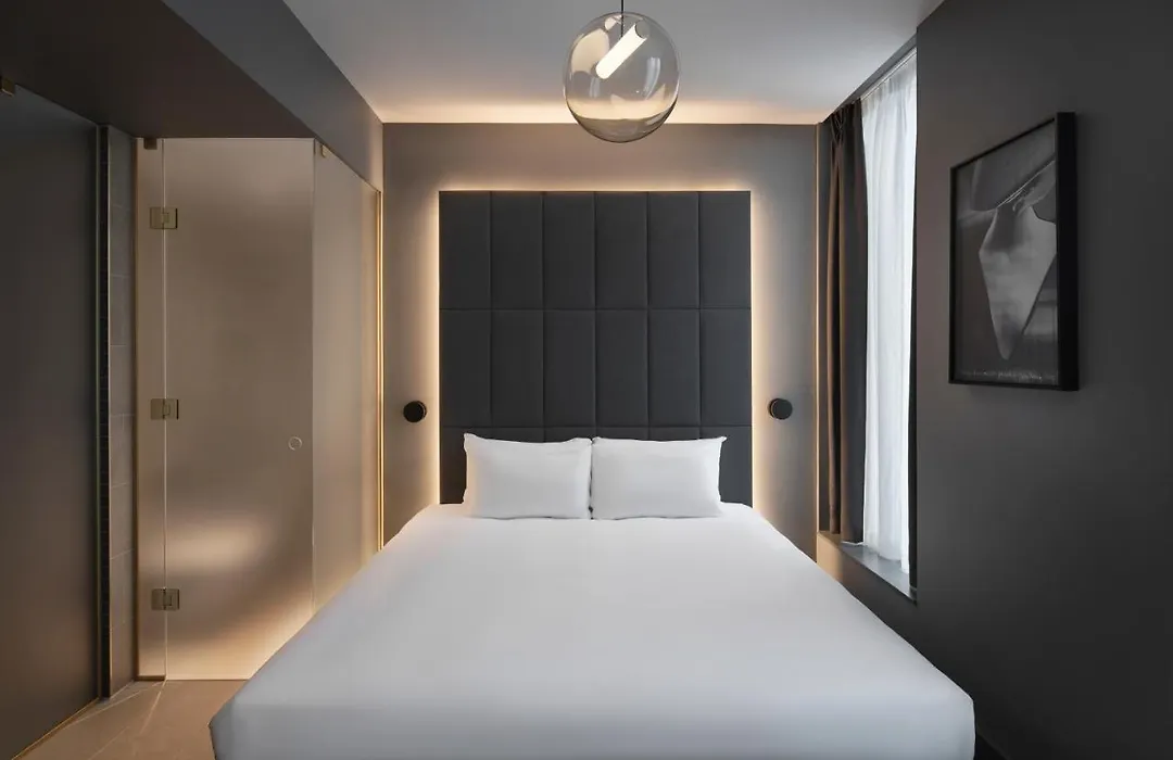 Hotel AMANO Covent Garden-1
