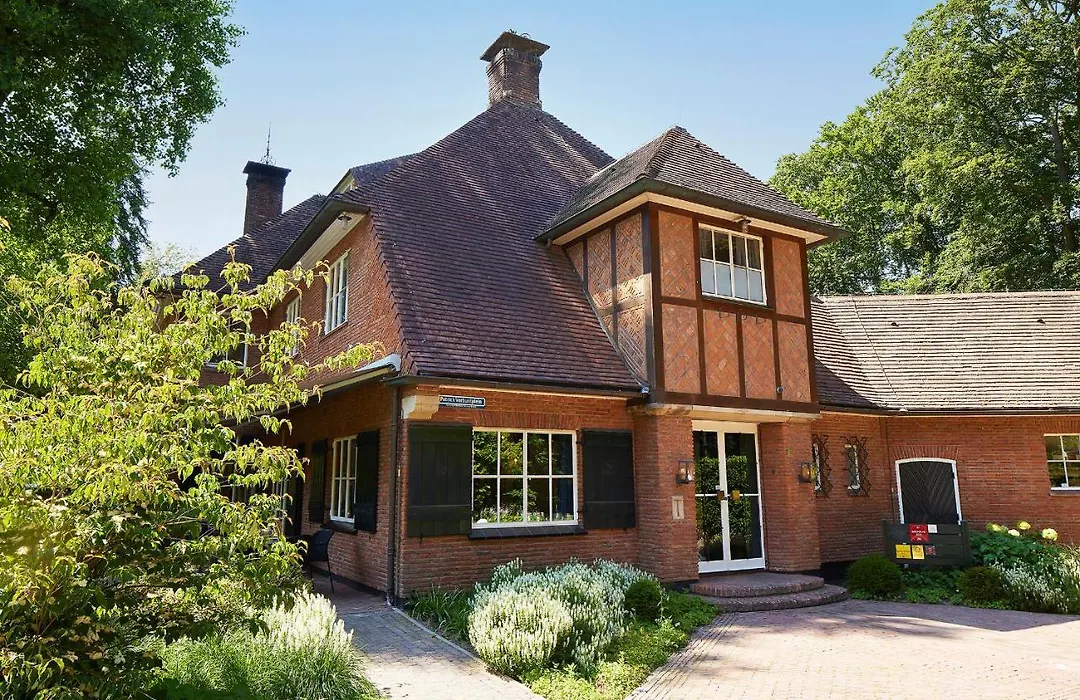 Auberge Du Bonheur-1