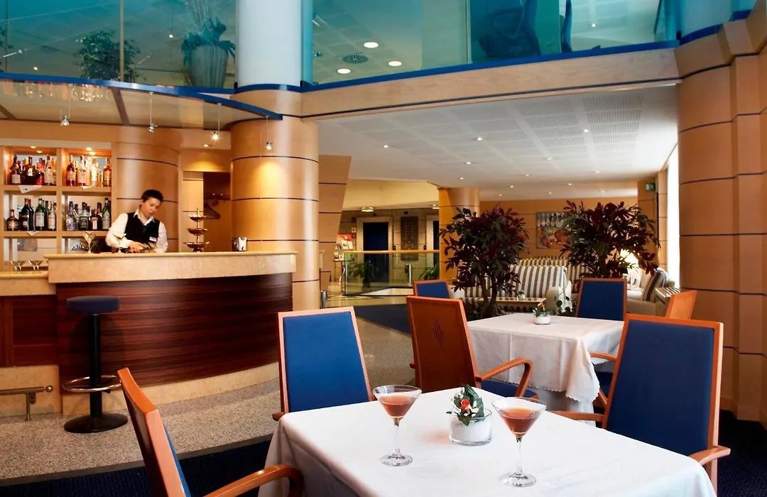 Pacific Hotel Fortino-1