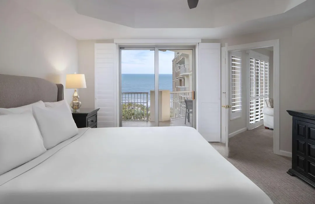 Royale Palms Condominiums-1