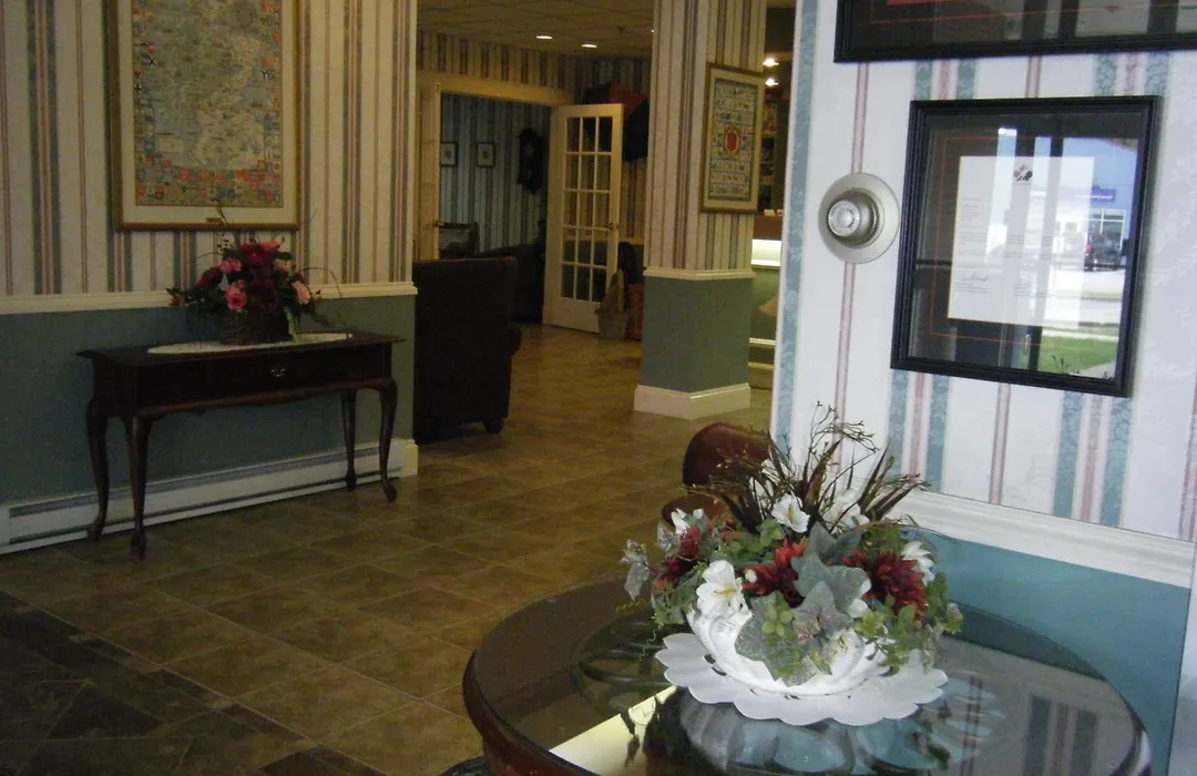 Claymore Inn And Suites-1
