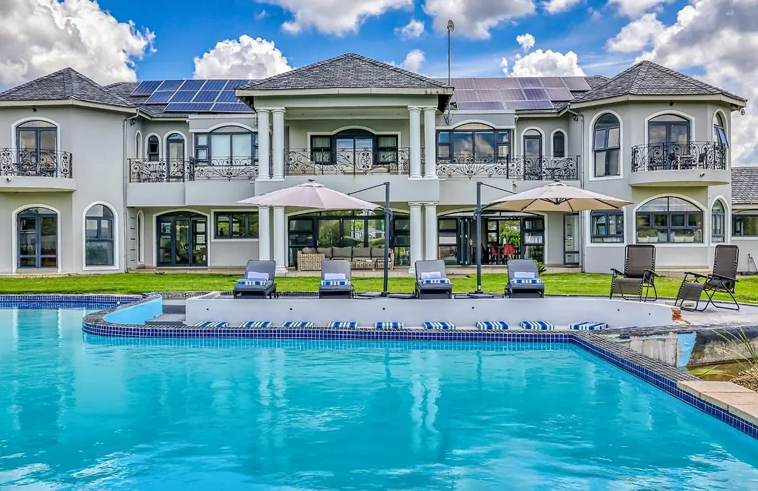 Villa Tasha Luxury Suites, Lanseria-1