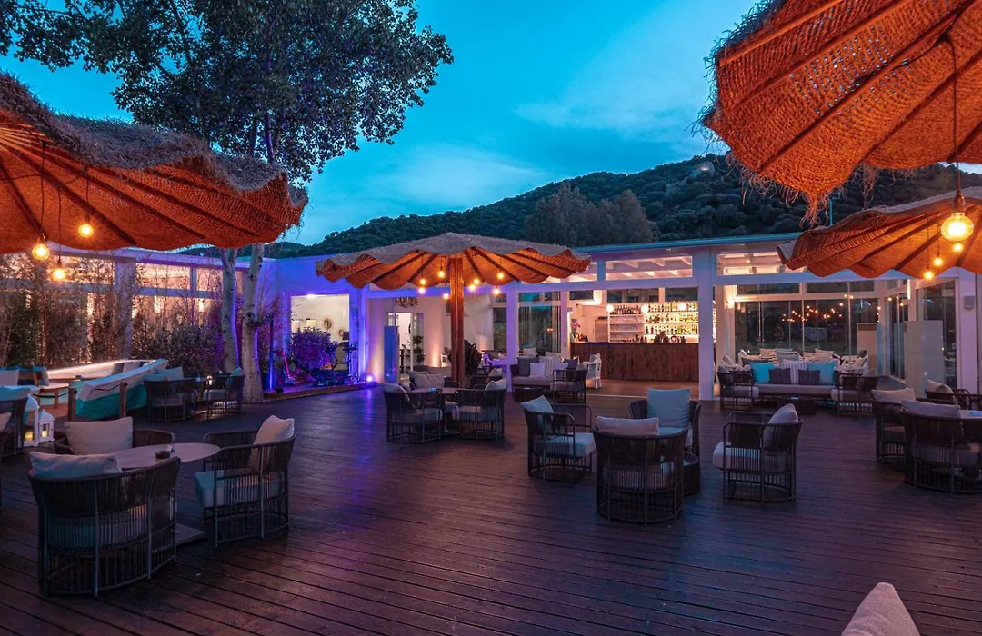 Cala Sinzias Resort-1