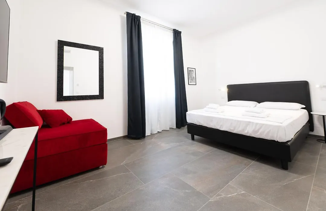 Inn Urbe Colosseo-1