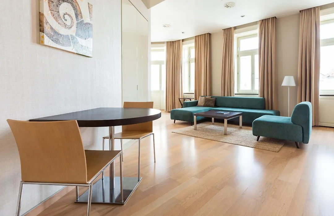 Roset Hotel & Residence-1