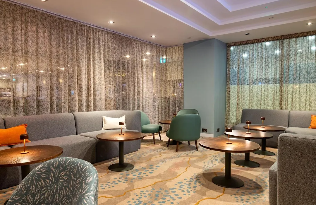 Hilton London Kensington Hotel-1