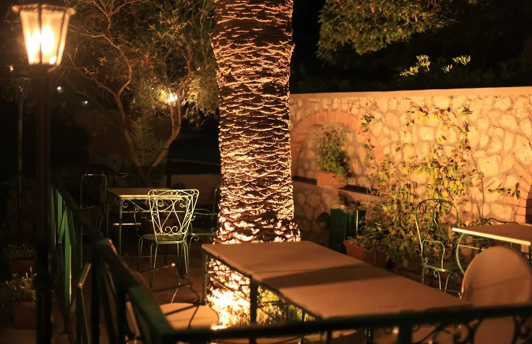 Hotel Villa Sarah-1