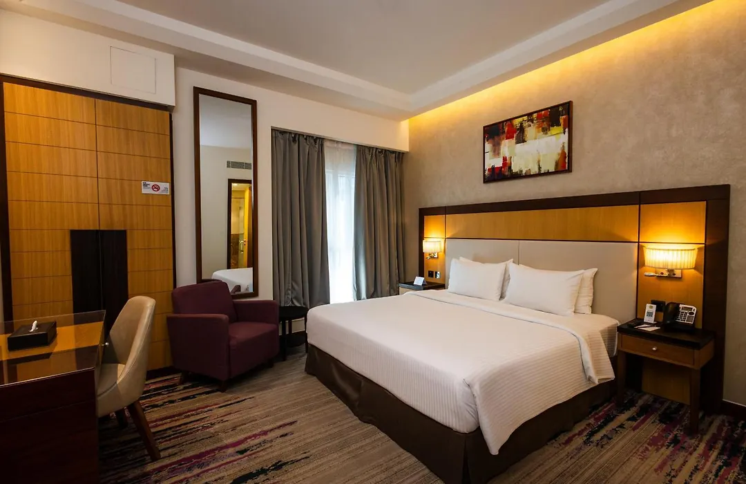 Golden Tulip Media Hotel-1