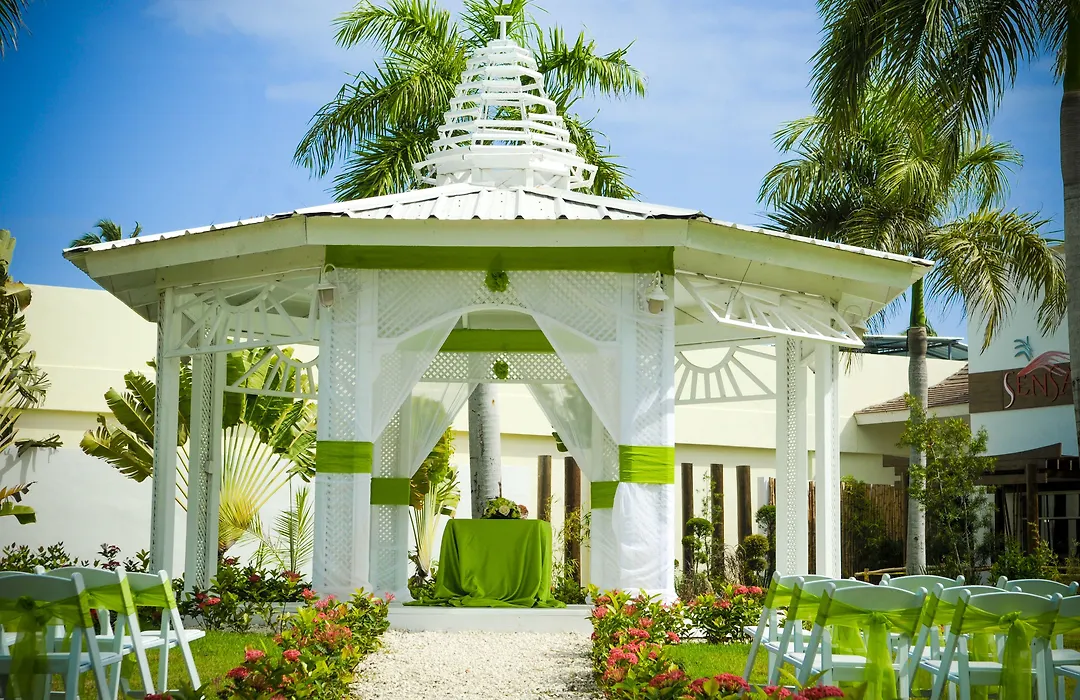 Ocean Blue & Sand Beach Resort-1