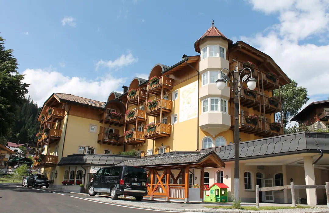 Hotel Chalet All'Imperatore-1