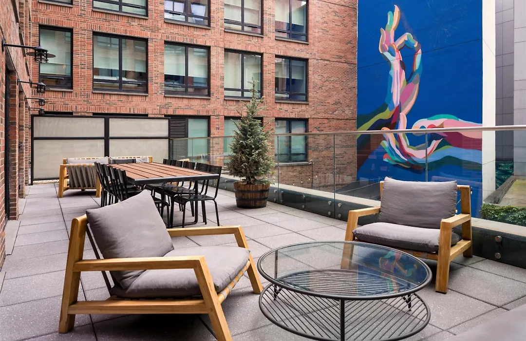 Arlo Soho-1