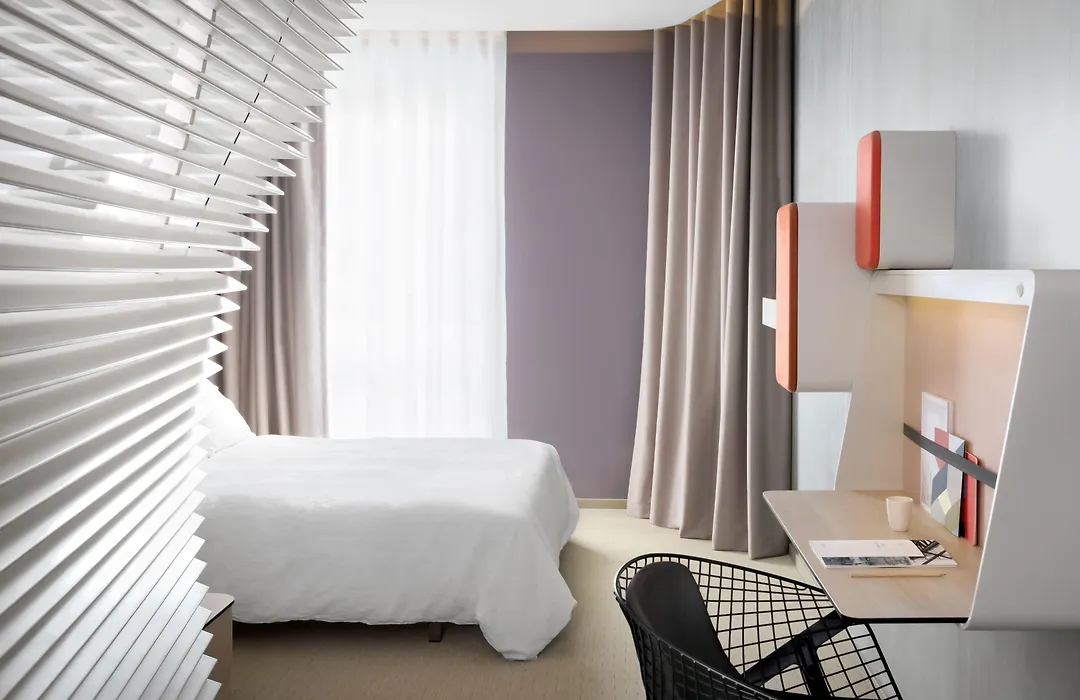 Okko Hotels Lyon Centre-1