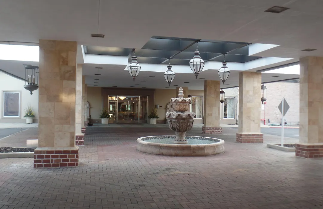 The Drake Oak Brook, Autograph Collection-1