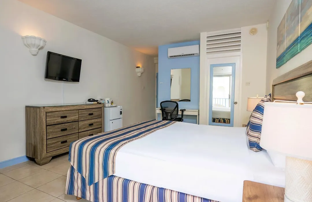 Time Out Hotel-1