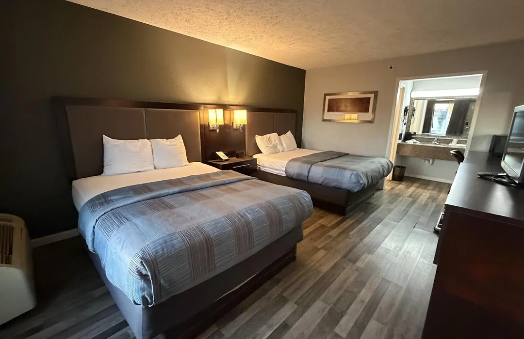 Wilkes-Barre Inn & Suites-1