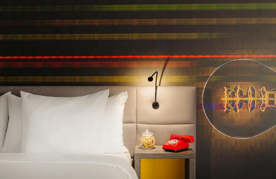 Crown Hotel Eindhoven Centre-1