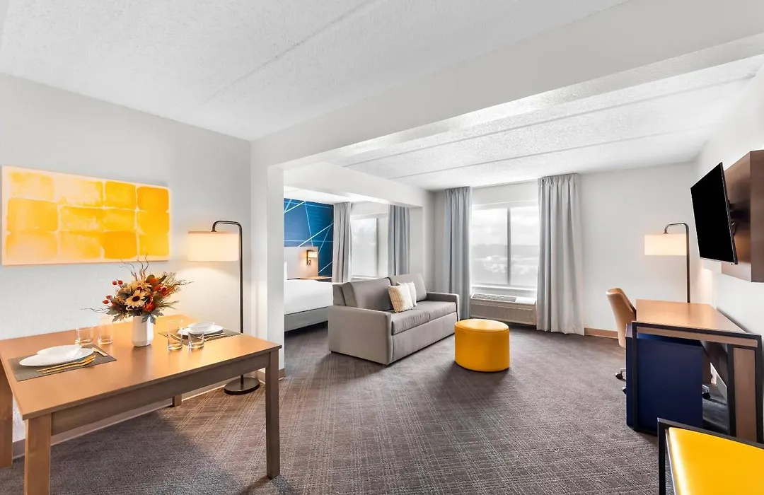 Comfort Suites Austin Airport-1