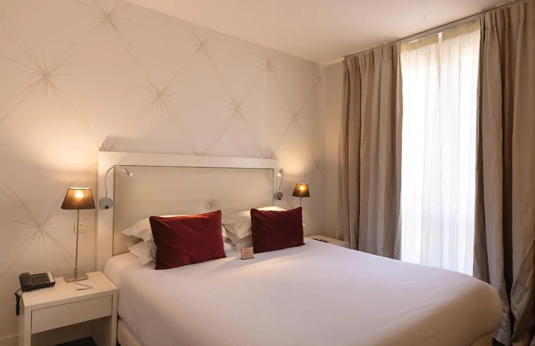 Hotel Renoir-1