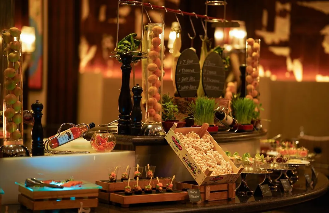 Sheraton Oman Hotel, Muscat-1