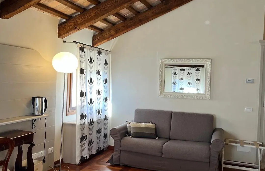 Hotel Donna Lucia-1