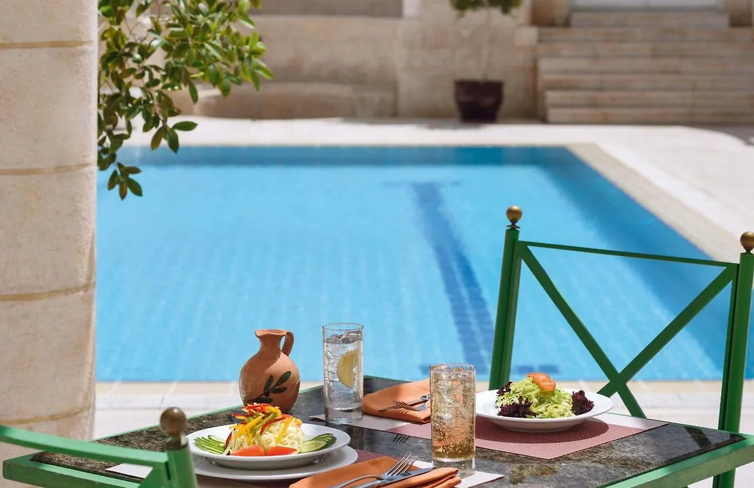 Moevenpick Resort Petra-1