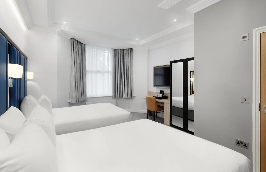 Spark By Hilton London Chiswick-1