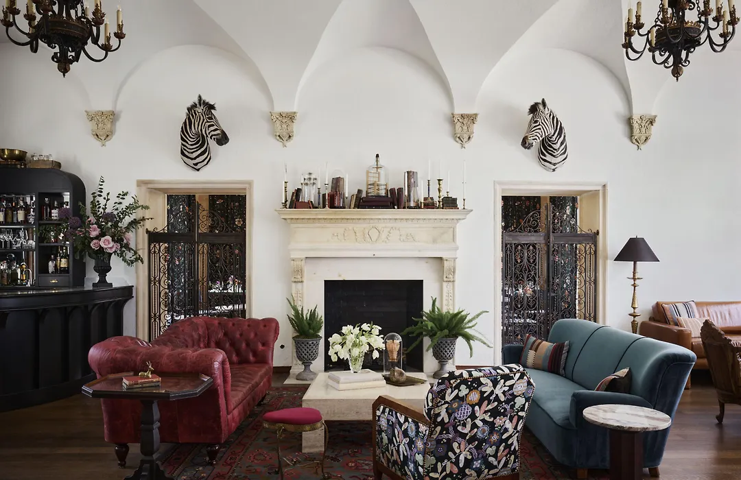 Commodore Perry Estate, Auberge Collection-1
