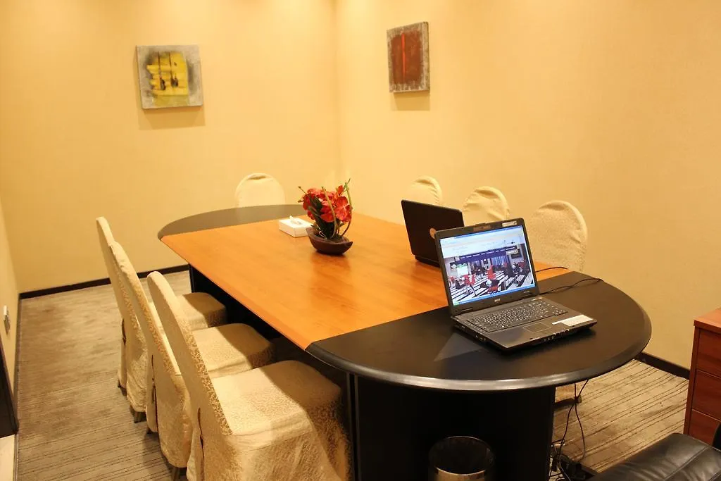 Royal Ascot Hotel Apartment - Kirklees 2-1