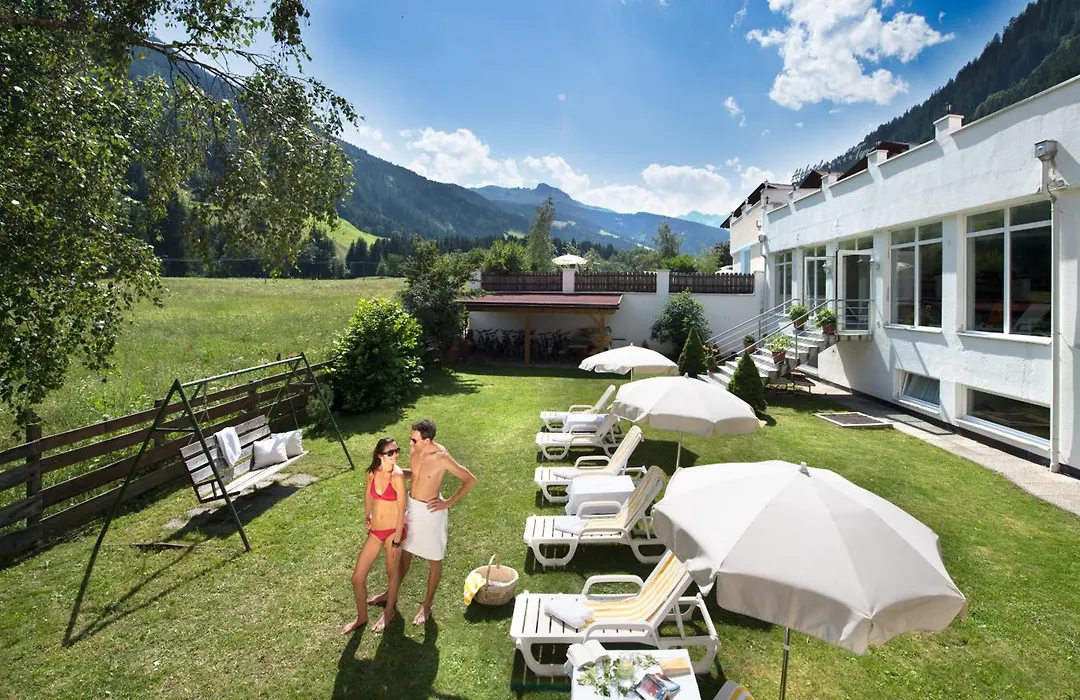 Hotel Bergblick-1