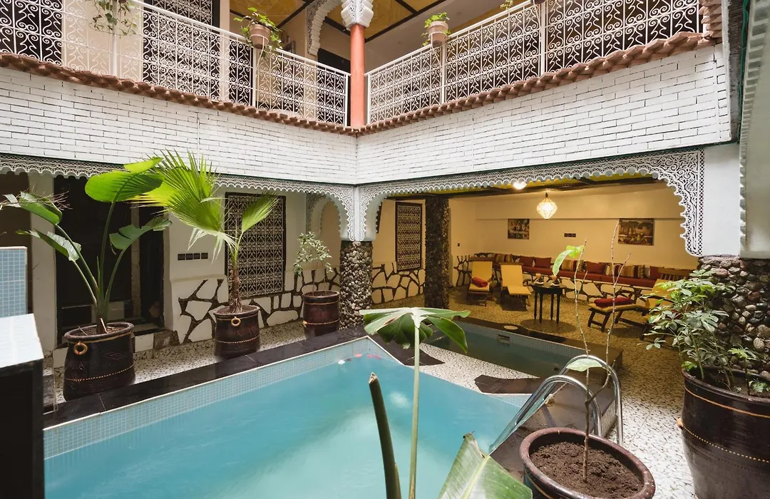 Riad Salma Restaurant Spa-1