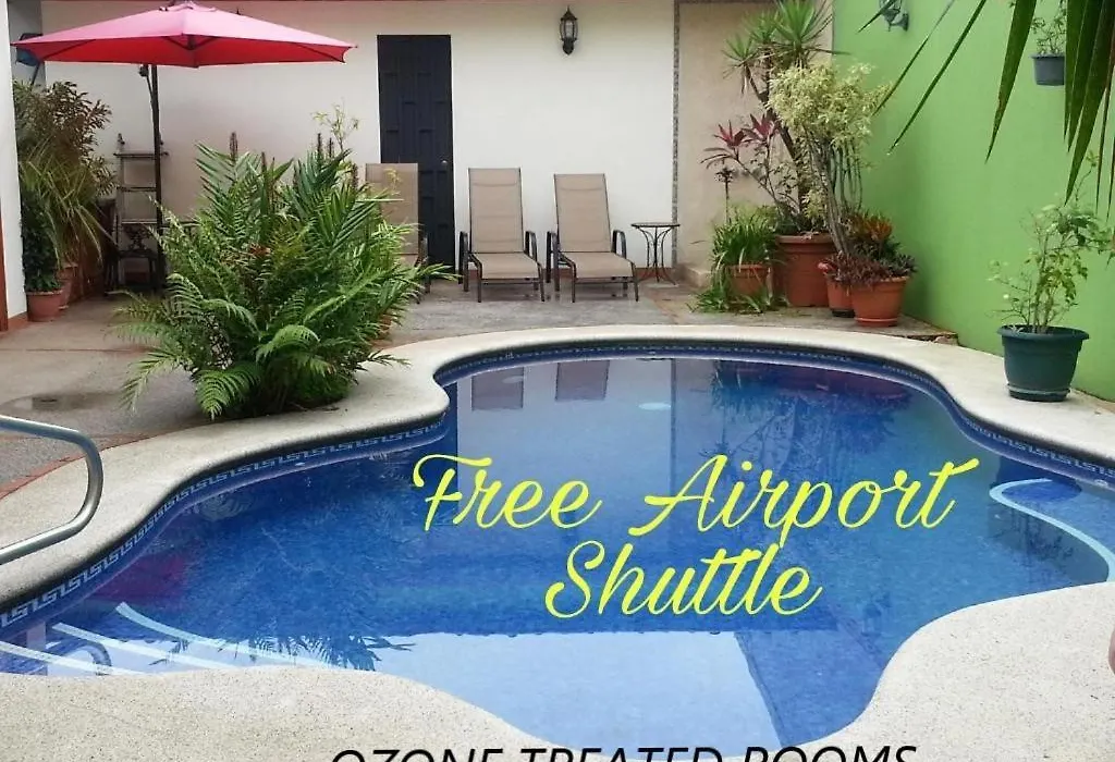 Hotel La Guaria Inn & Suites-1