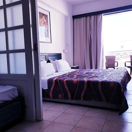 St. George Gardens & Suites-3